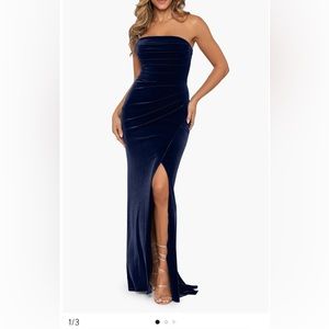 Navy velvet Mac Duggal gown